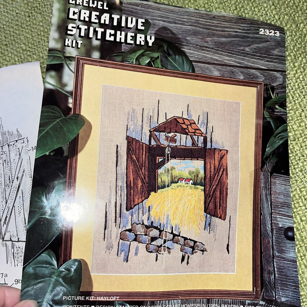 Vintage‎ Vogart Crafts Creative Stitchery Kit Hayloft 2323 Crewel